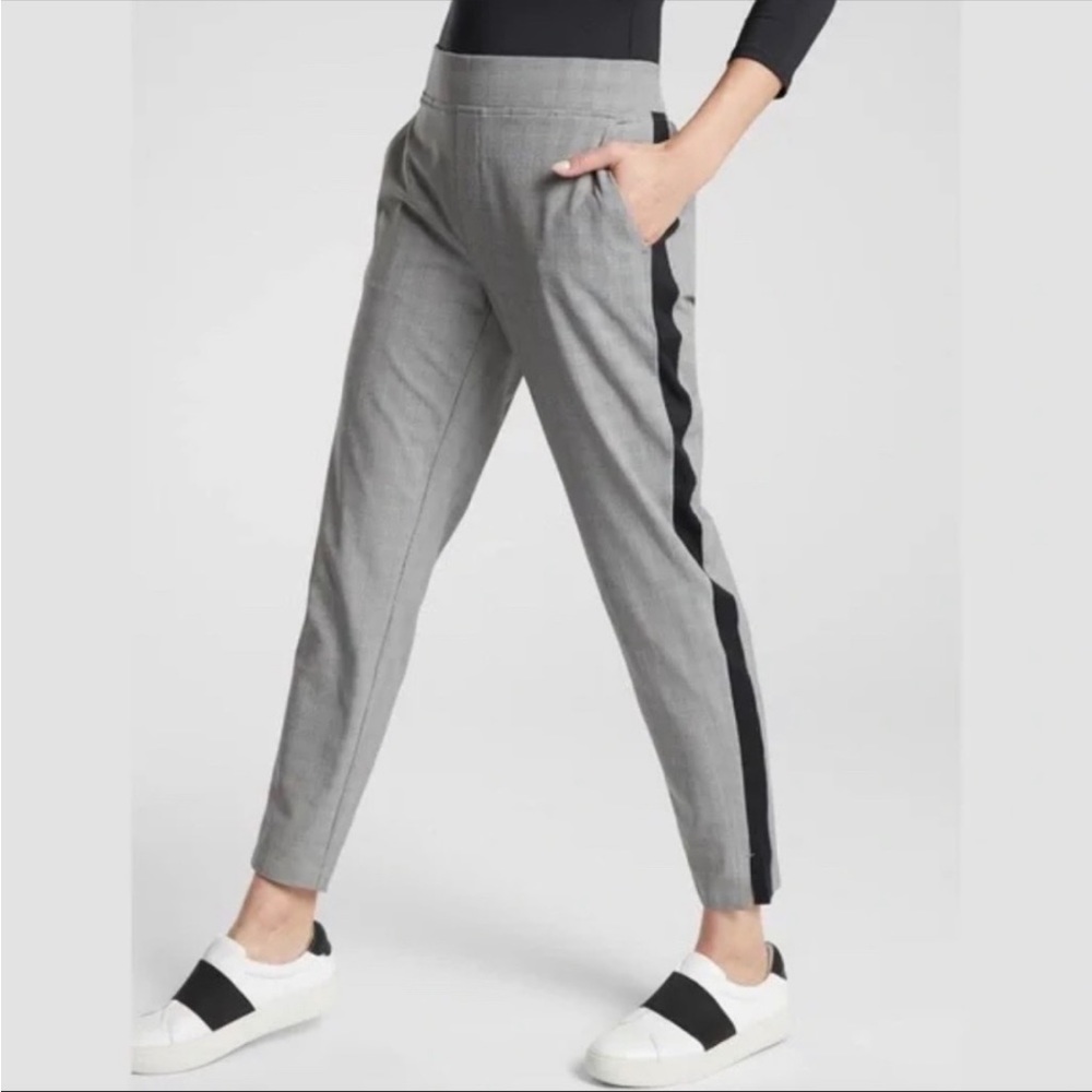 Athleta Brookyln Plaid Ankle Pants Size 2
